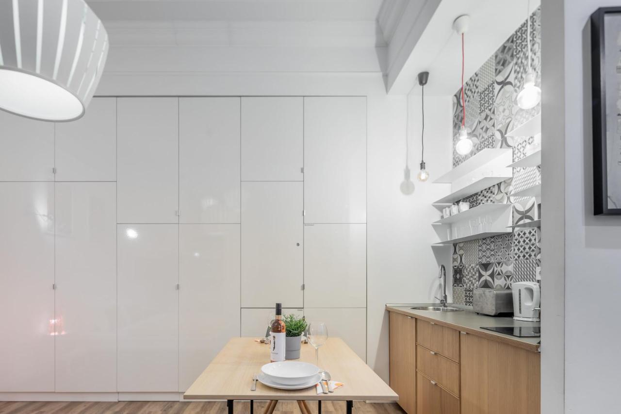 Extra Central Modern Studio Budapest Extérieur photo